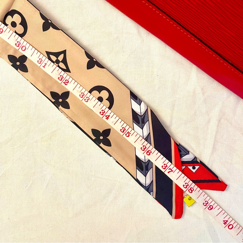Designer Bandeau Silk Twilly Scarf - Picture 4 of 6